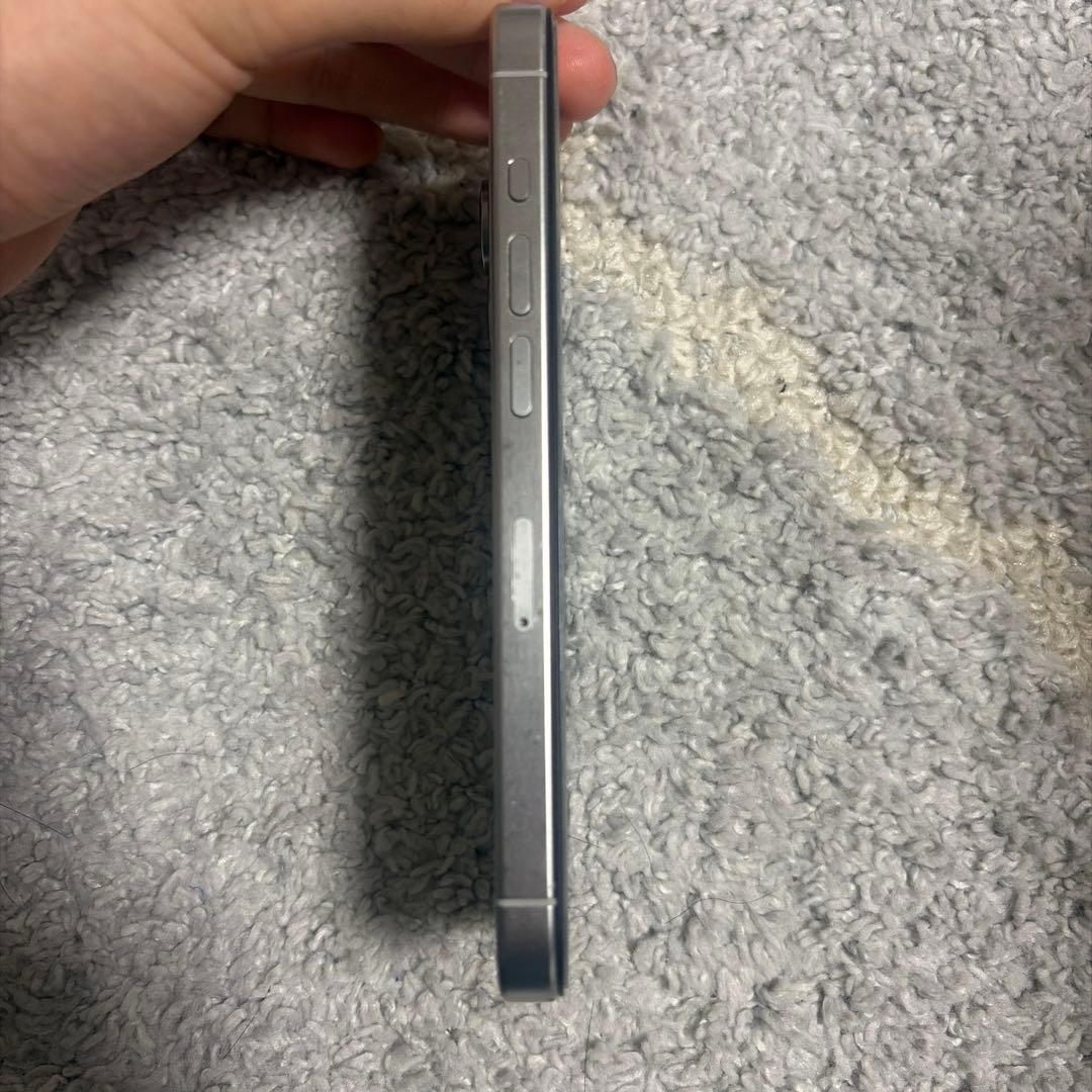 Apple iPhone 15Pro本体ホワイト