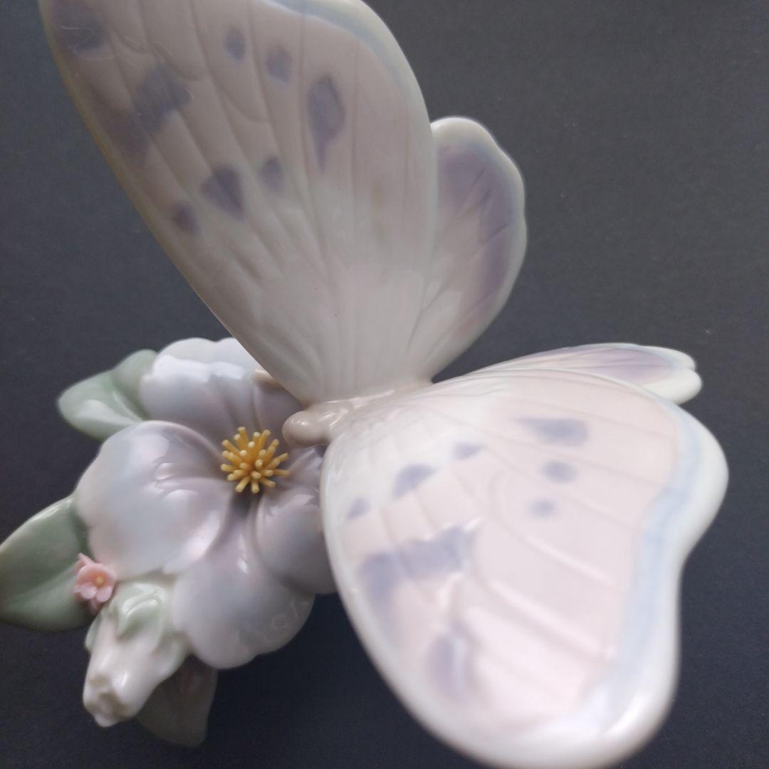 LLADRO リヤドロ　花と蝶々　置物　　フィギュリン レア
