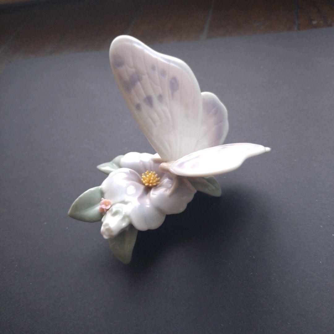 LLADRO リヤドロ　花と蝶々　置物　　フィギュリン レア
