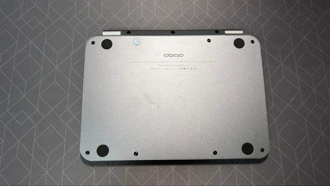 dopo iPadmini 7 & mini 6 キーボードケース8.3inch