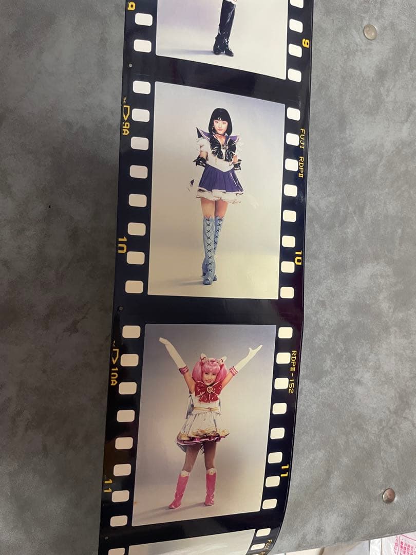 セラミュ　レア　ネガ風プリント