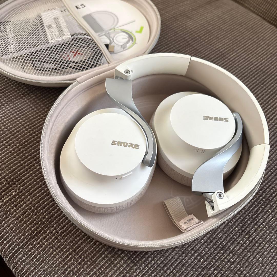 ※ヒロ 【値段交渉はコメントまで】 SHURE ヘッドホン