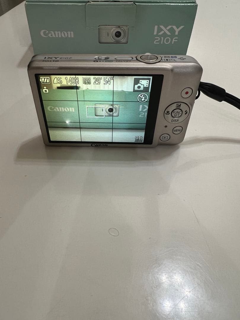 Canon IXY 210F コンパクトデジタルカメラ ➕8GB SDカード付き