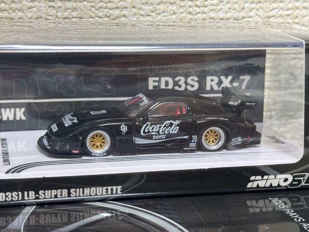 ミニカー Inno64 1/64 LBWK RX7 FD3S liberty walk