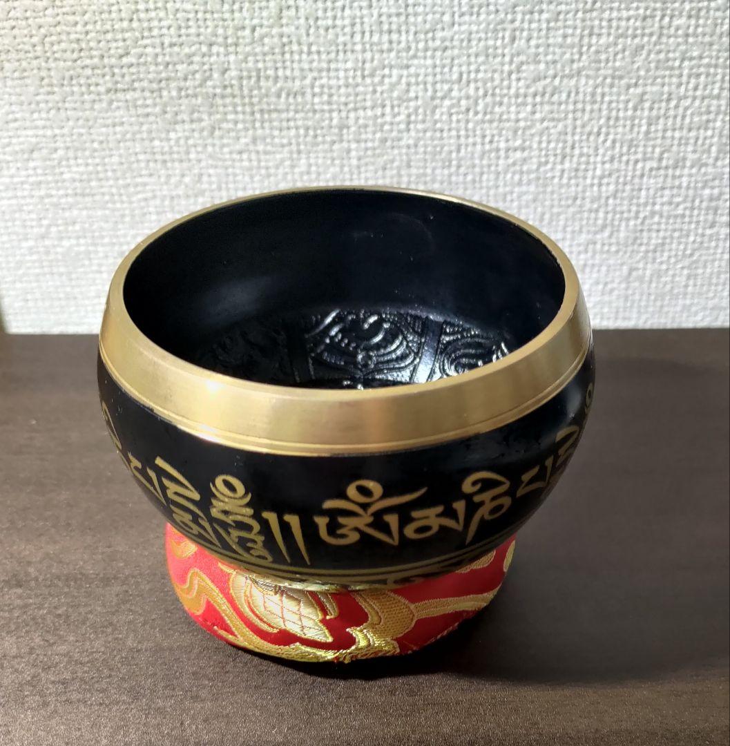 【昨年10月片山　鶴子さんのお店にて購入】　シンギングボウルセット