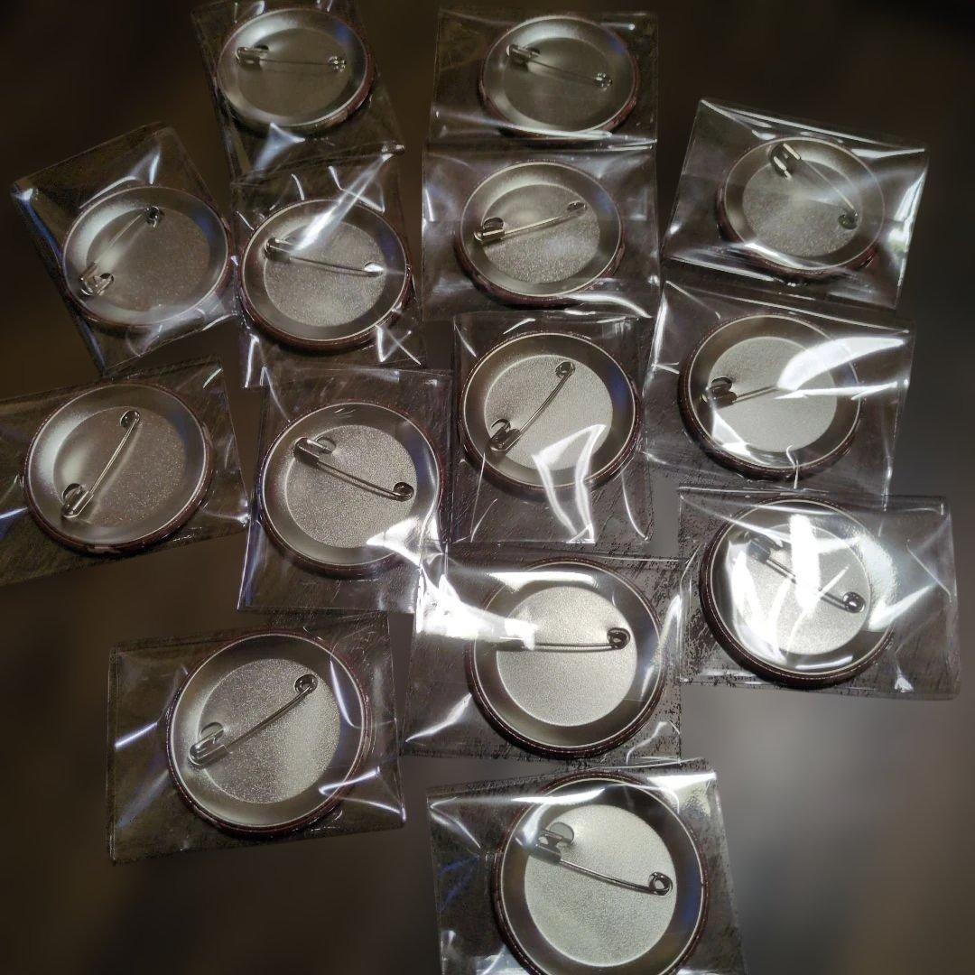 進撃の巨人 缶バッジ エレン・イェーガー スペシャル レア 希少 まとめ売り