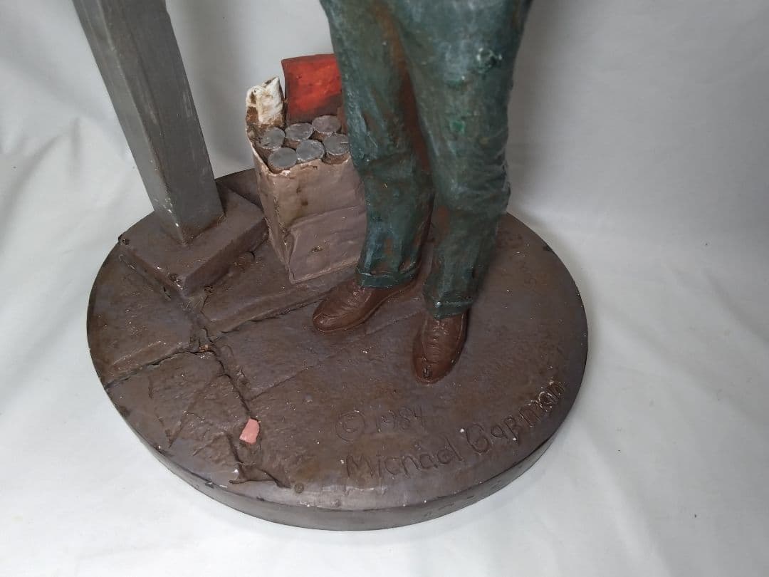 彫刻家　マイケル・ガーマン　1984　電話ボックスの男　フィギュア