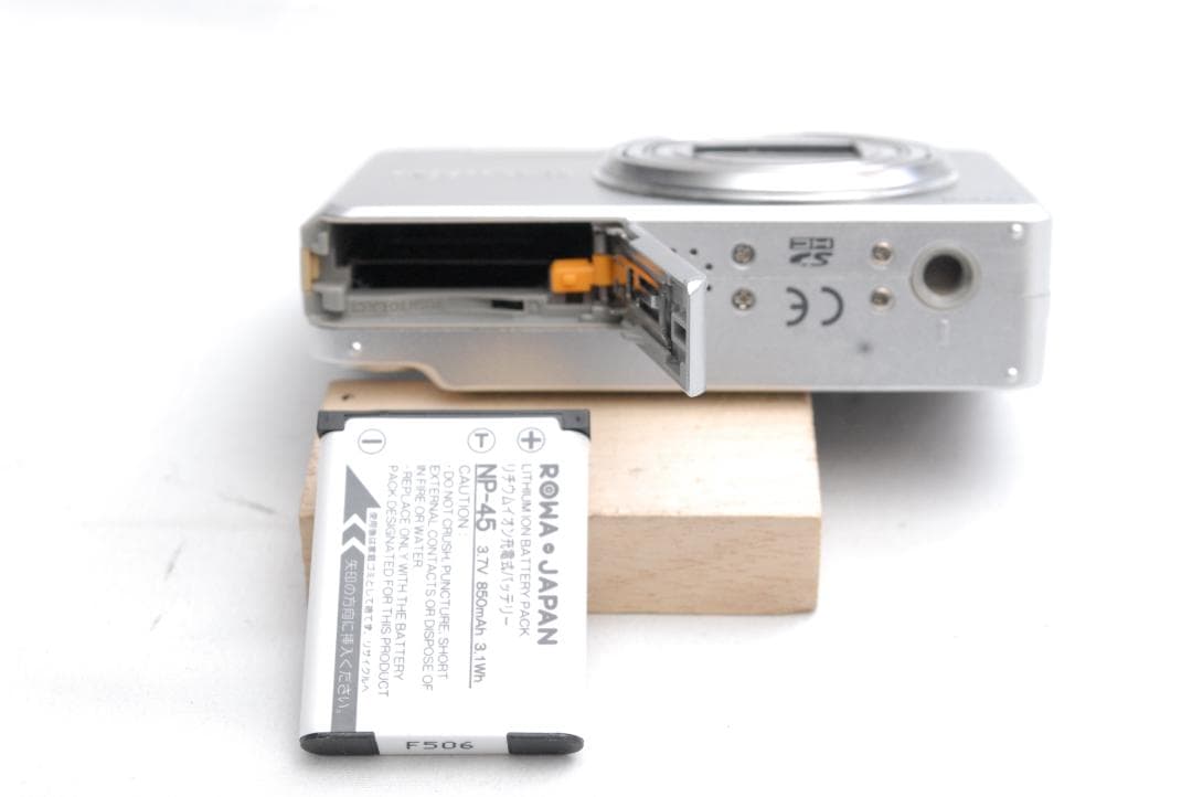 FUJIFILM FinePix J150w (良品）