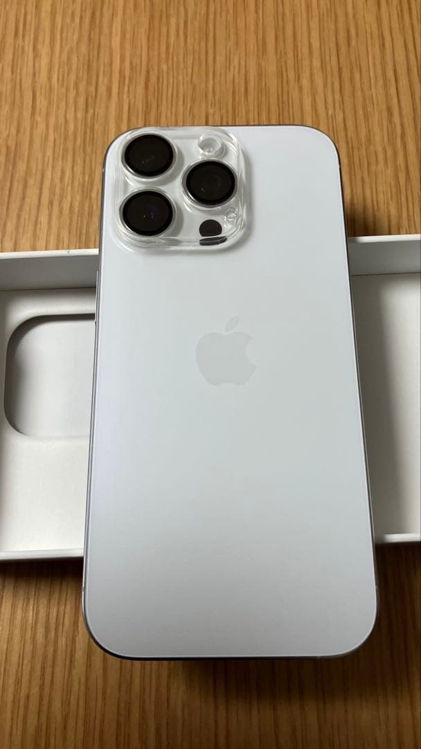 コウ iPhone 16Pro 256GB 1/4まで
