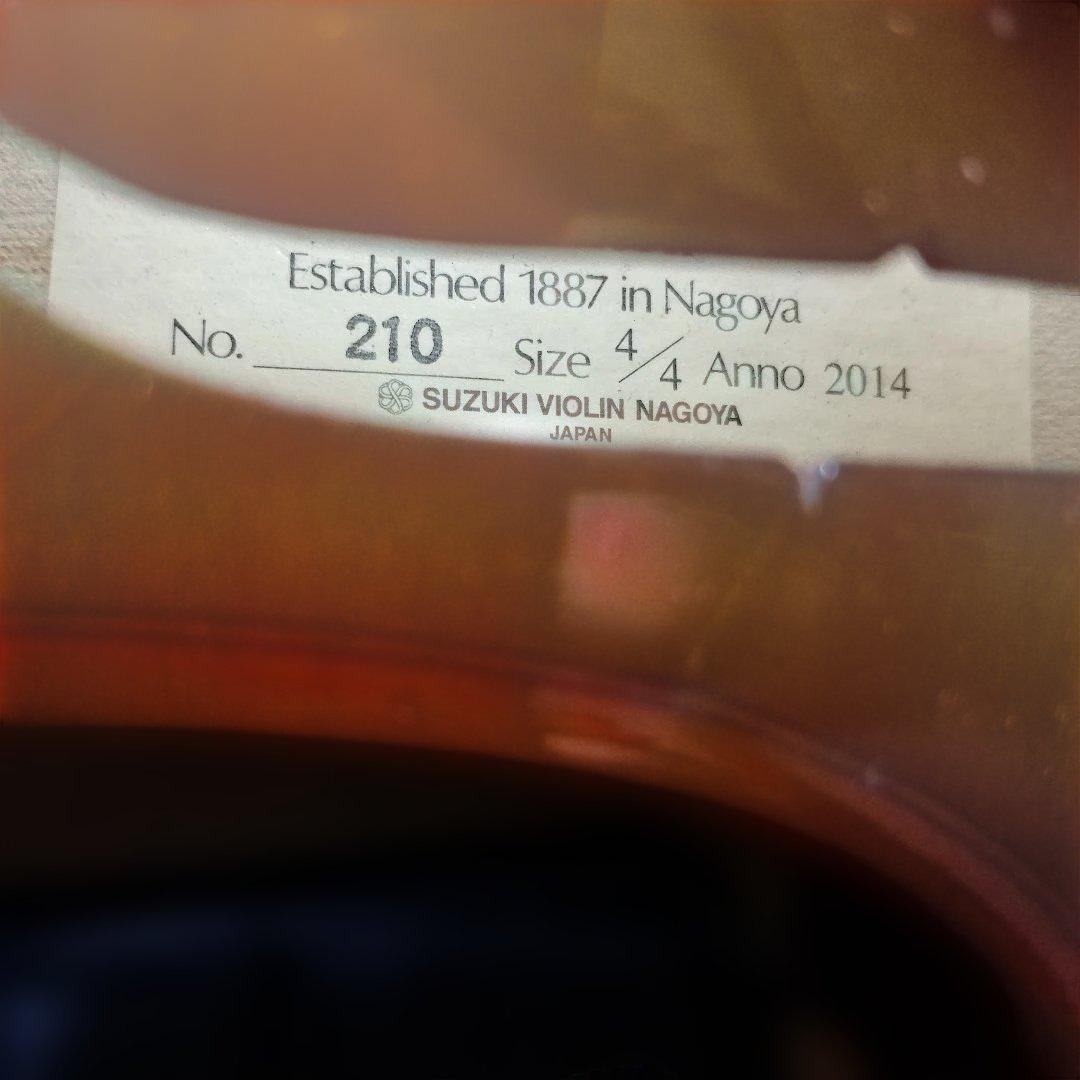 ♥お買い得品♥スズキバイオリン♥サイズ4/4♥品番210♥極美品♥弓ケ―ス松脂付