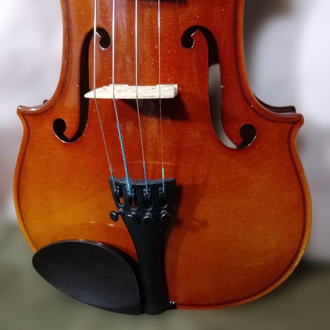 ♥お買い得品♥スズキバイオリン♥サイズ4/4♥品番210♥極美品♥弓ケ―ス松脂付