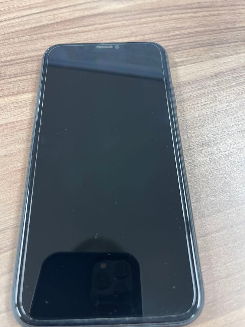 iphone11 ブラック　64G