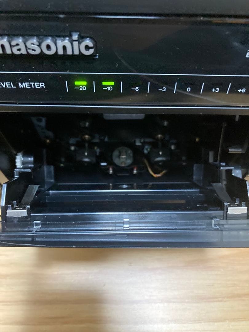 W) Panasonic CDラジカセ RX-DT80
