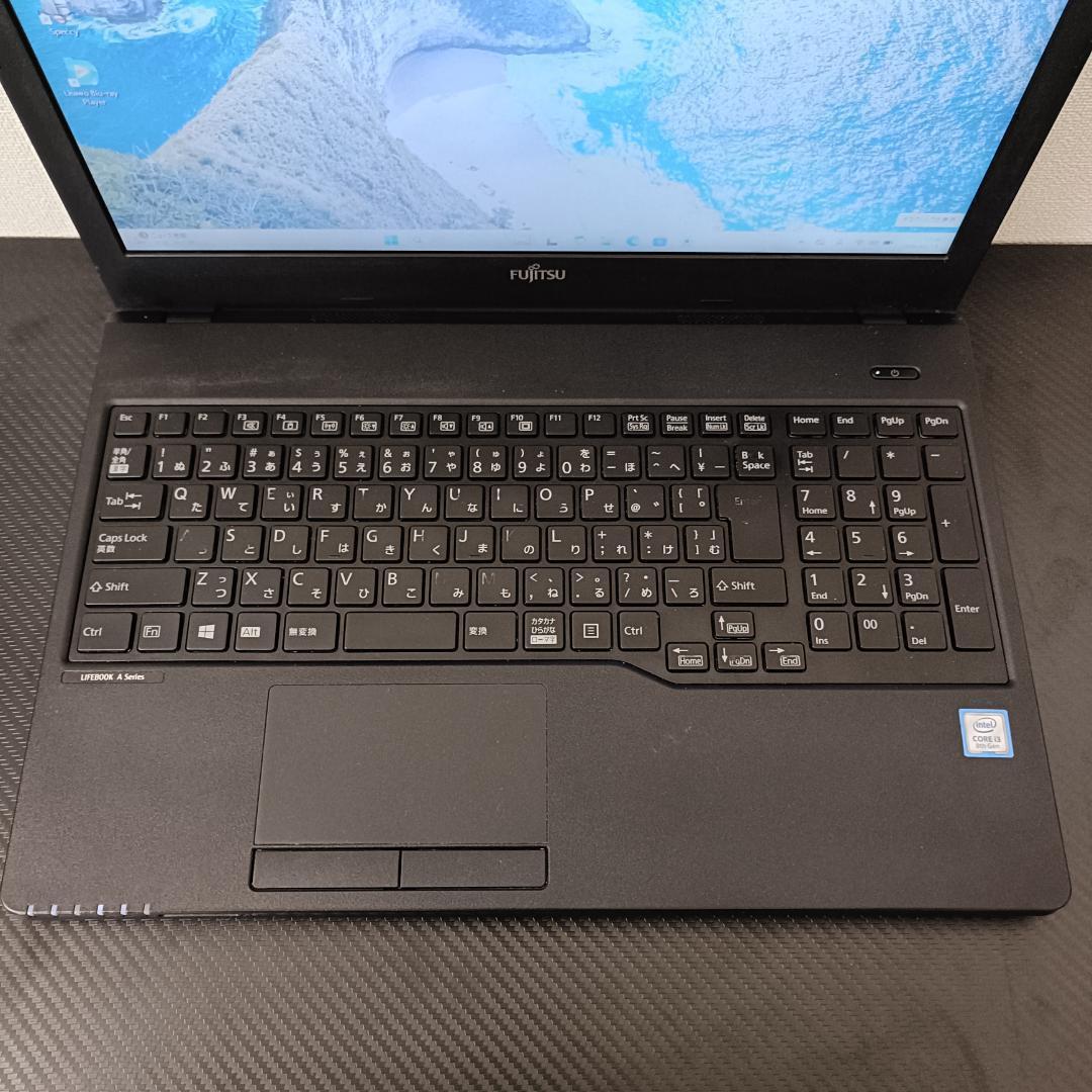 富士通 8世代 Core i3 SSD512GB メモリ8GB カメラ DVD