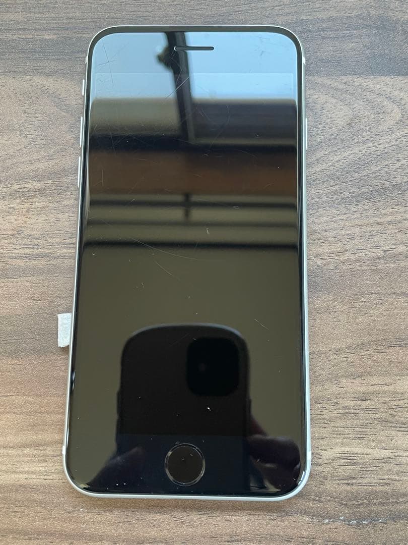 iPhone SE 第2世代 64GB ホワイトSIMフリー バッテリー85%