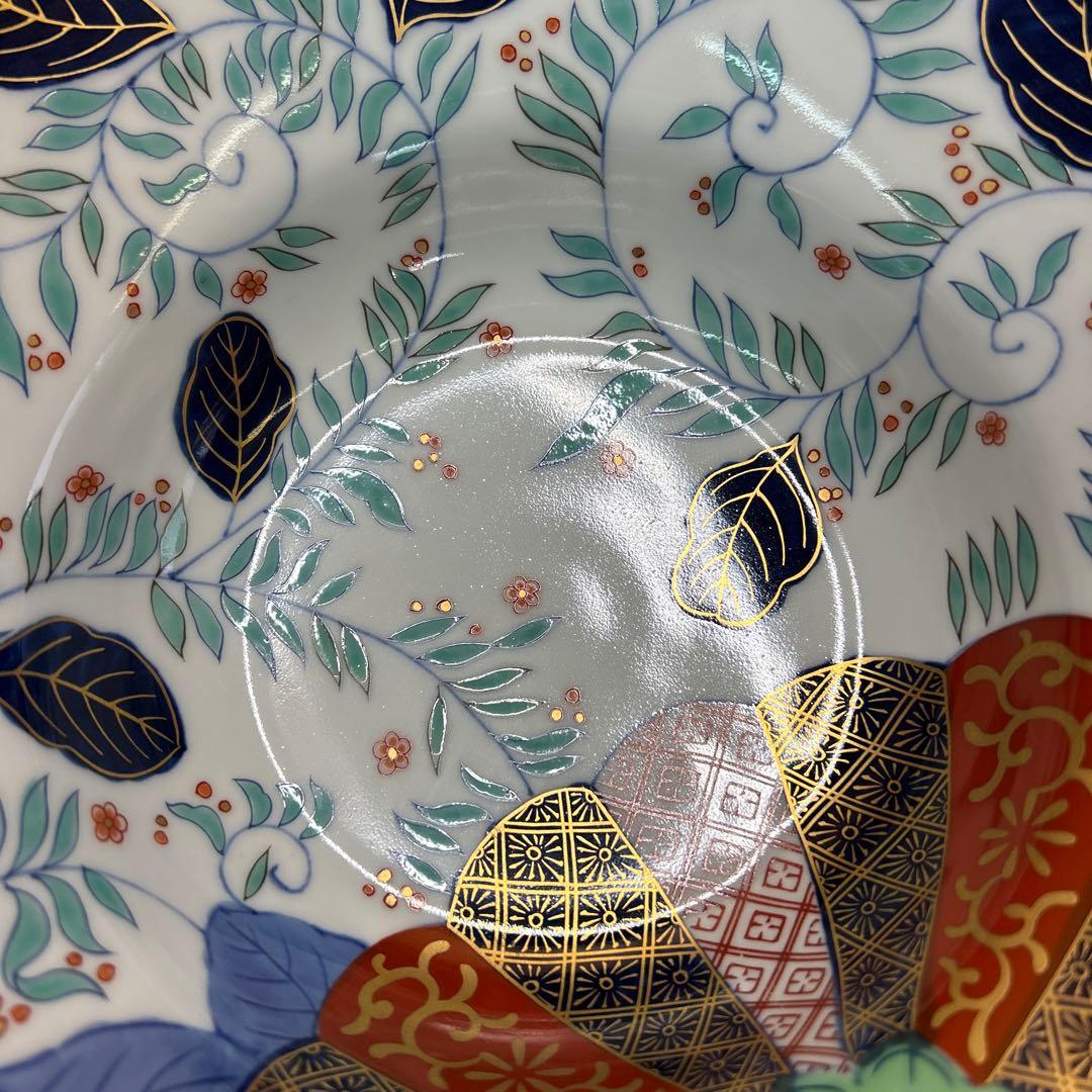 其泉　金彩色絵菊花唐草紋菓子鉢と青白磁牡丹彫銘々皿５枚揃　まとめ売り　美品