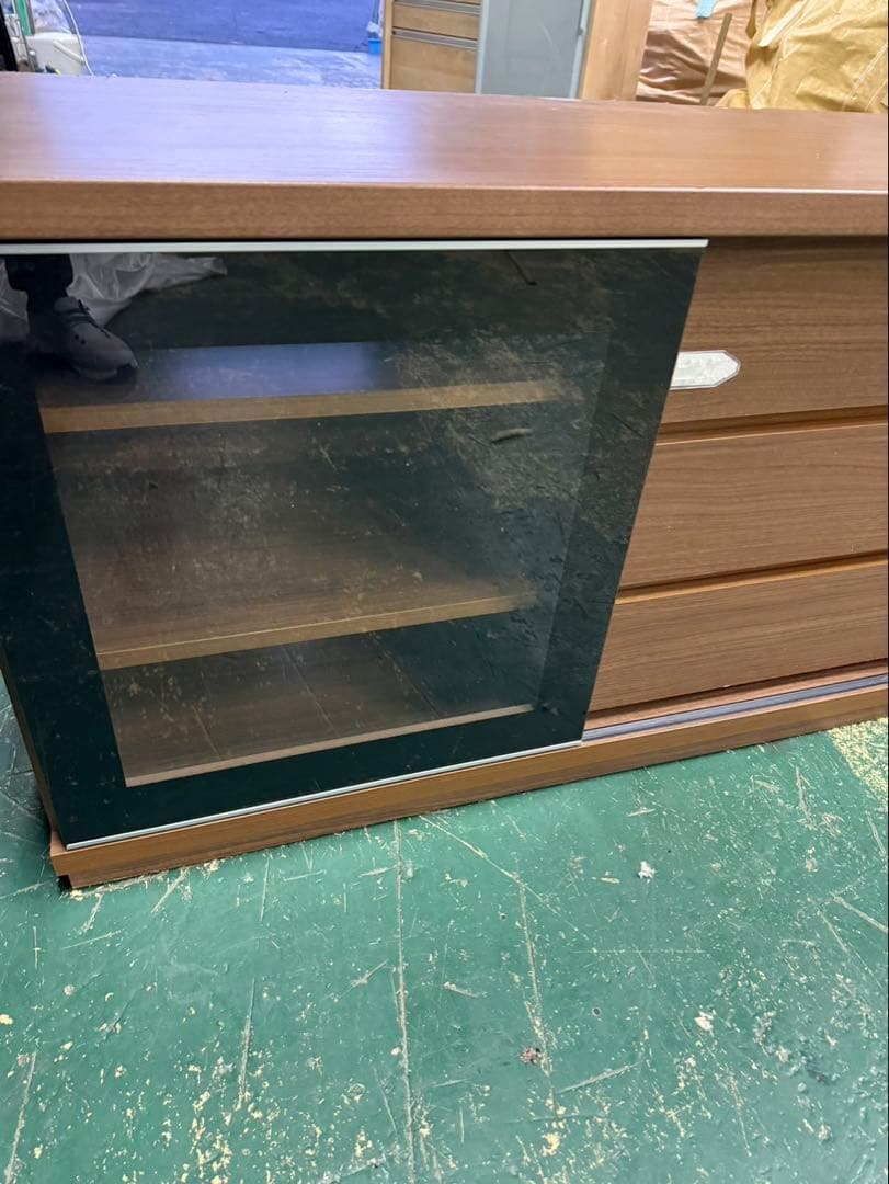 木製ガラス扉付きテレビ台 家具の大丸