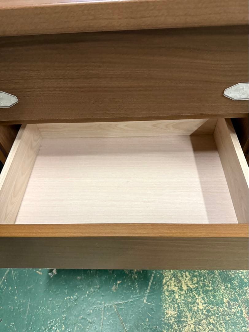 木製ガラス扉付きテレビ台 家具の大丸