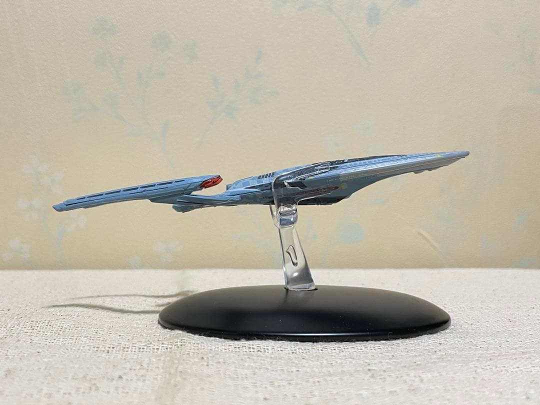 スタートレック　USS AVENTINE スターシップコレクション