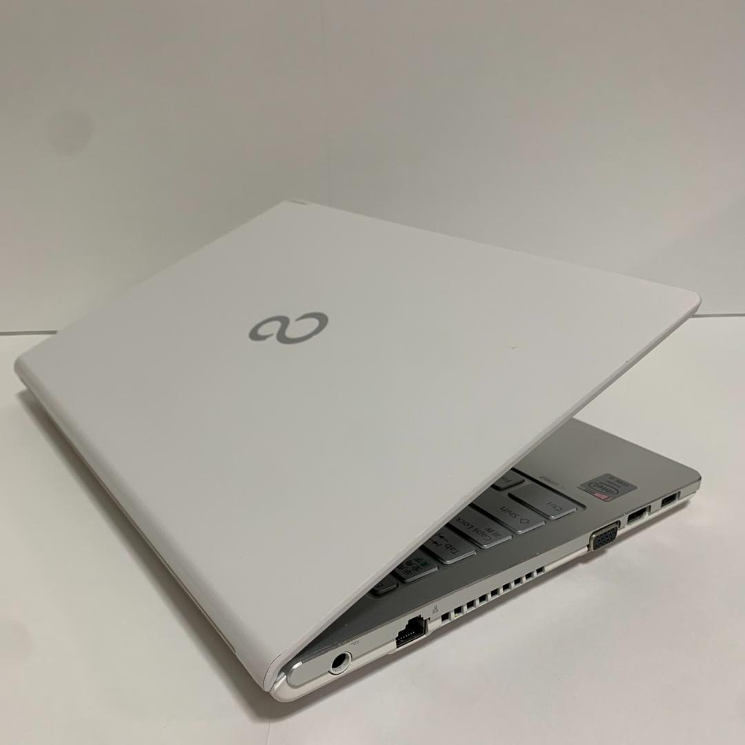 【赤字価格】タッチパネル搭載ノートパソコン　Windows11/Office