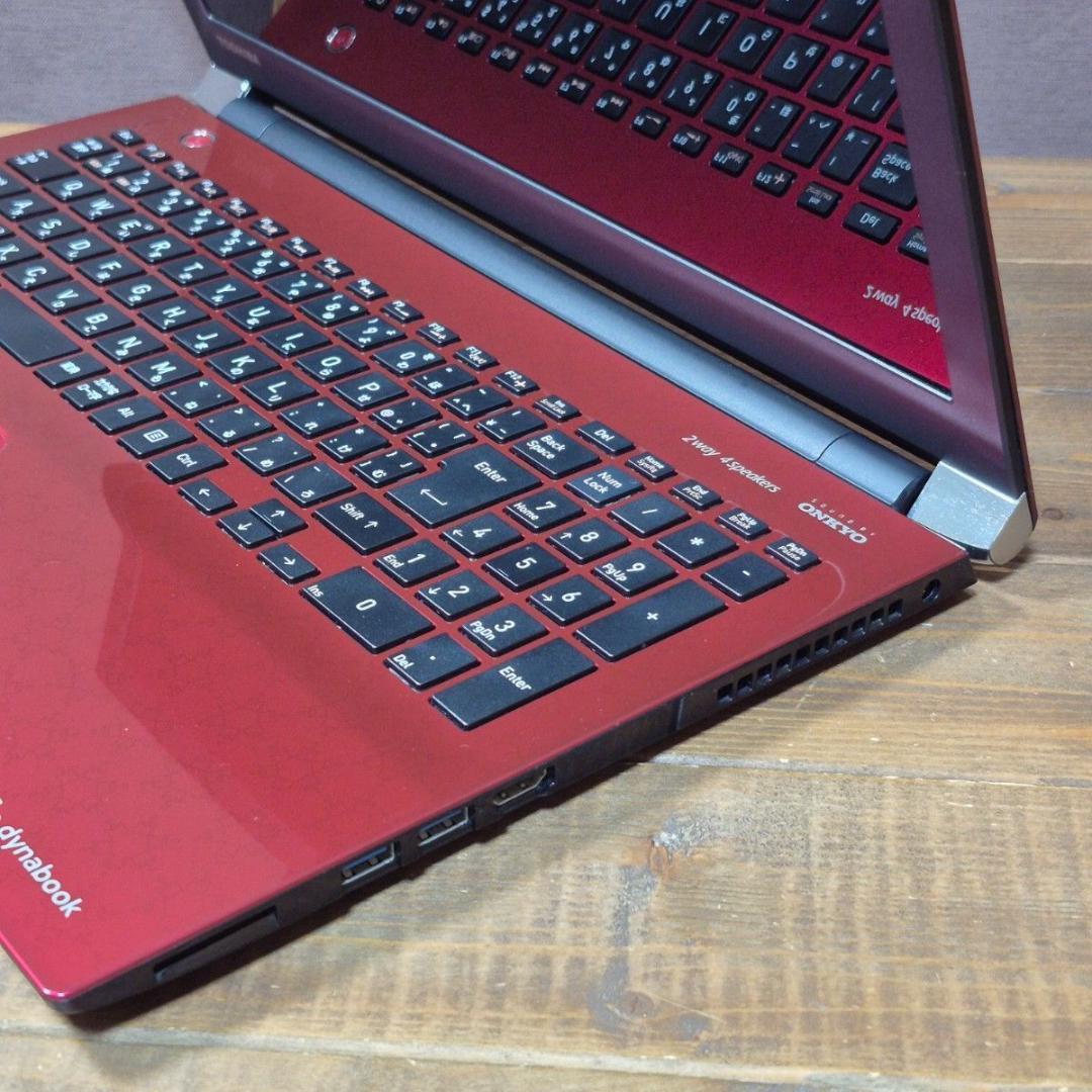 美品！8世代 最新Windows11ノートパソコン 15.6 フルHD 201