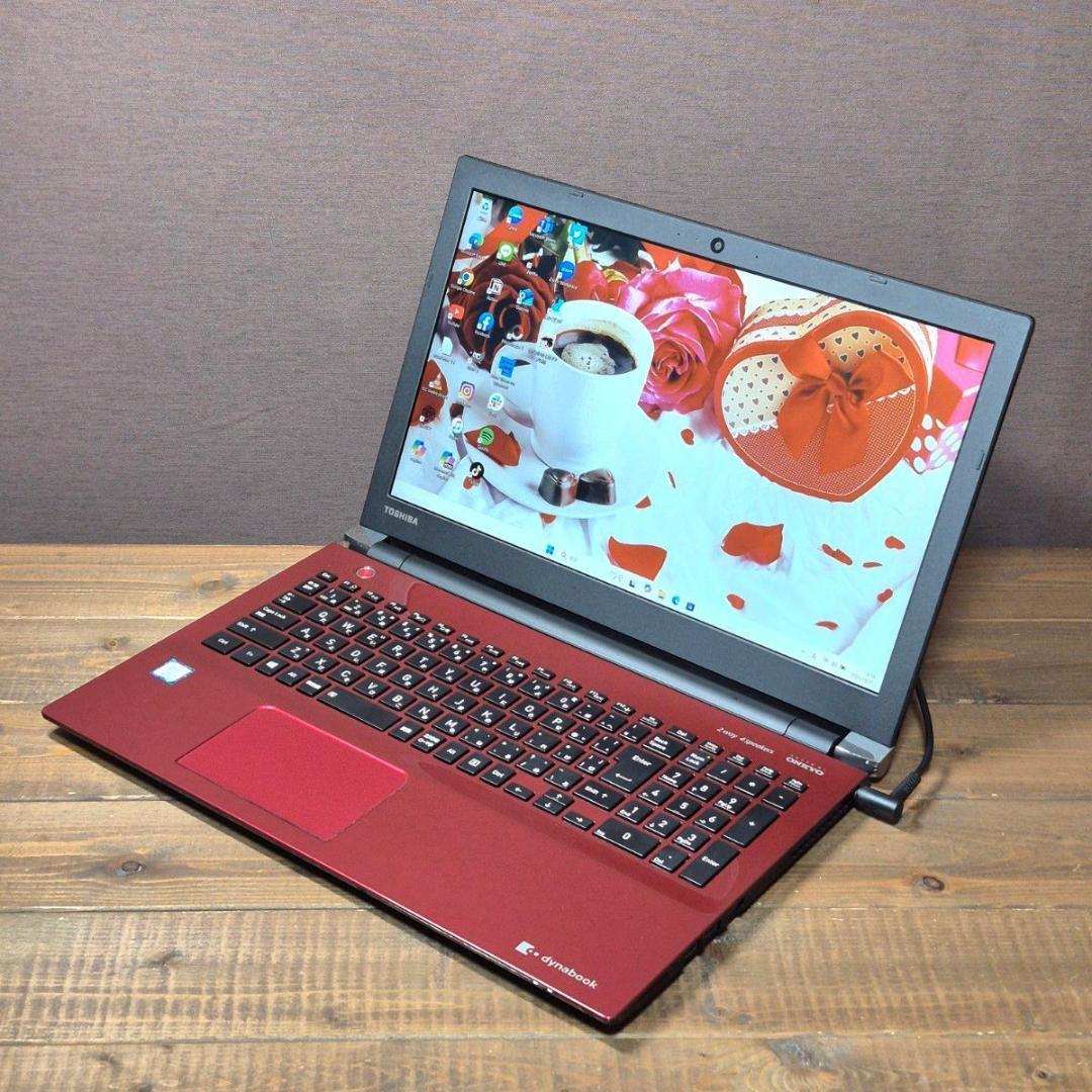 美品！8世代 最新Windows11ノートパソコン 15.6 フルHD 201