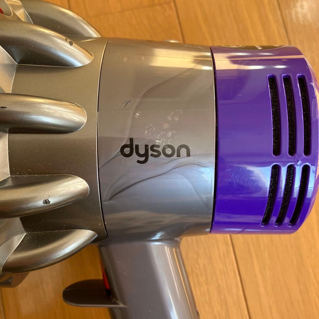 Dyson Cyclone V10 Fluffy バッテリーなし
