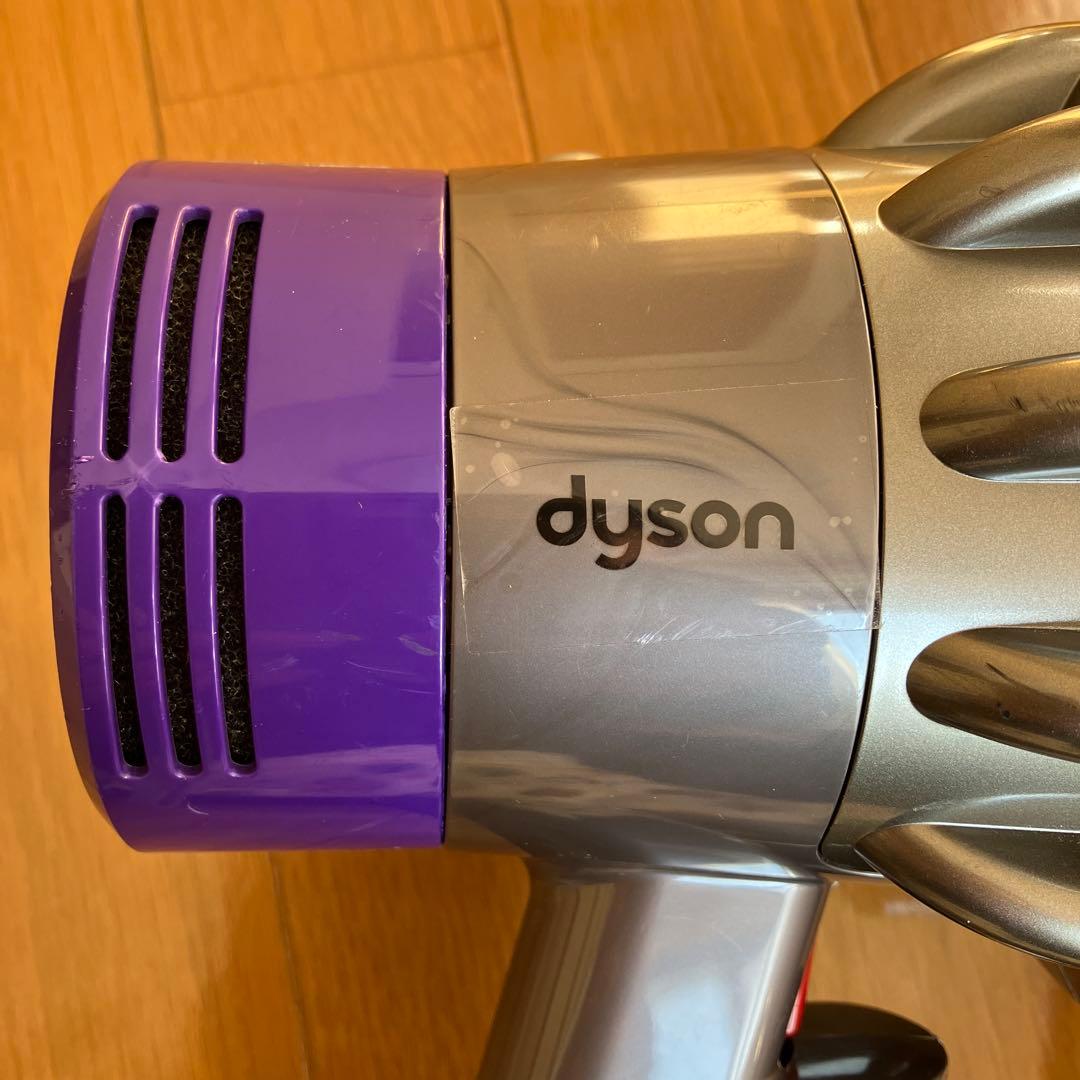 Dyson Cyclone V10 Fluffy バッテリーなし