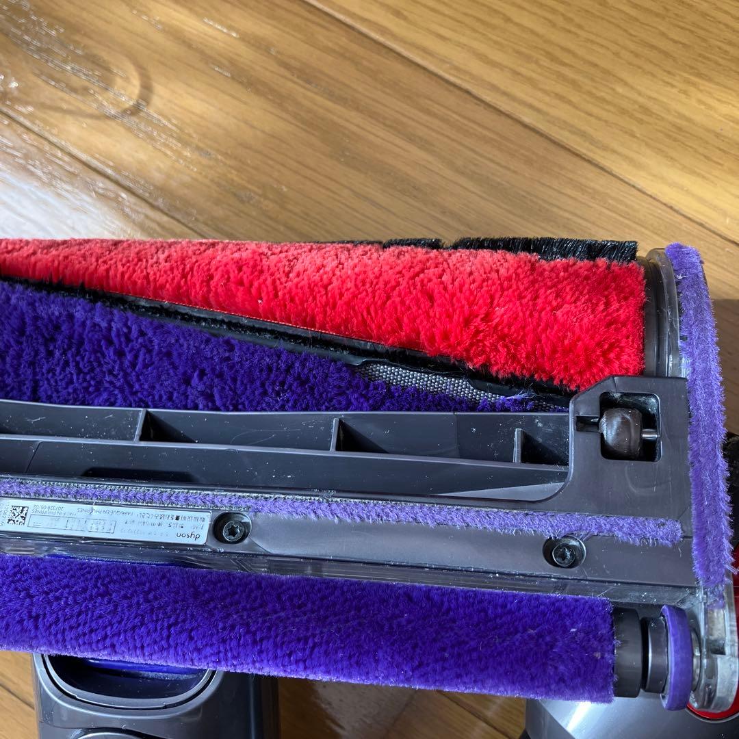 Dyson Cyclone V10 Fluffy バッテリーなし