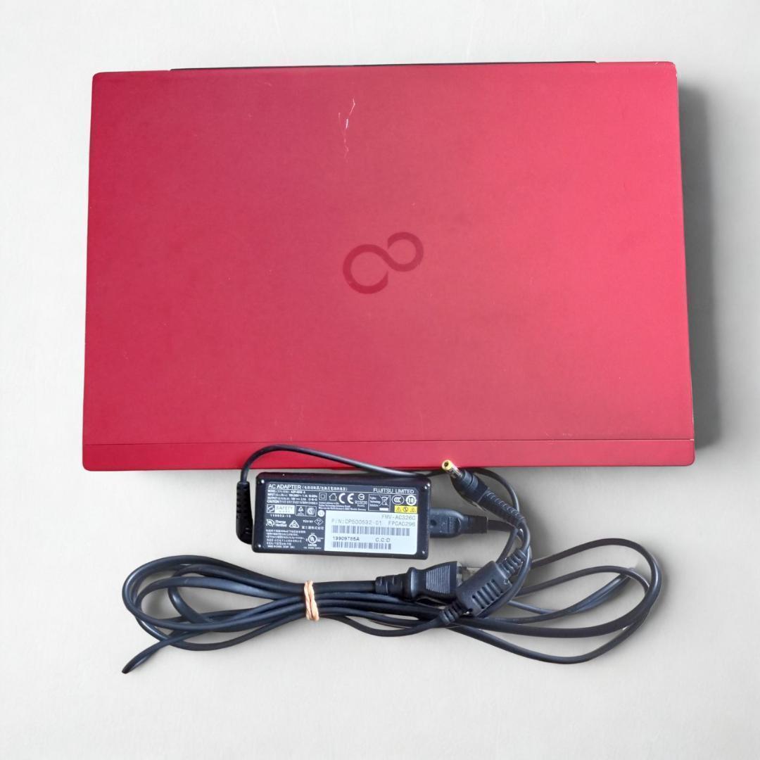 映える赤♥LIFEBOOK✨第8世代i5✅高速SSD❣️驚きの軽さ✨Win11