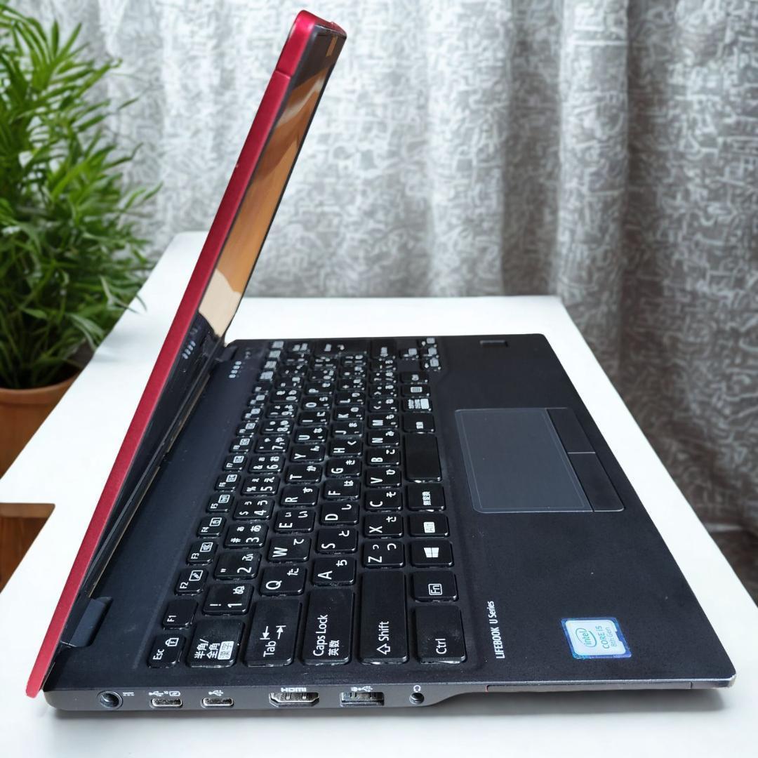 映える赤♥LIFEBOOK✨第8世代i5✅高速SSD❣️驚きの軽さ✨Win11