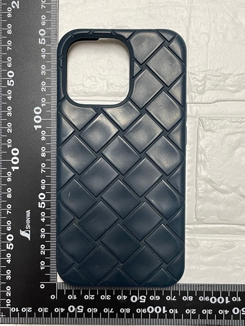 BOTTEGA VENETA iPhone 13 Pro スマホケース　❤︎