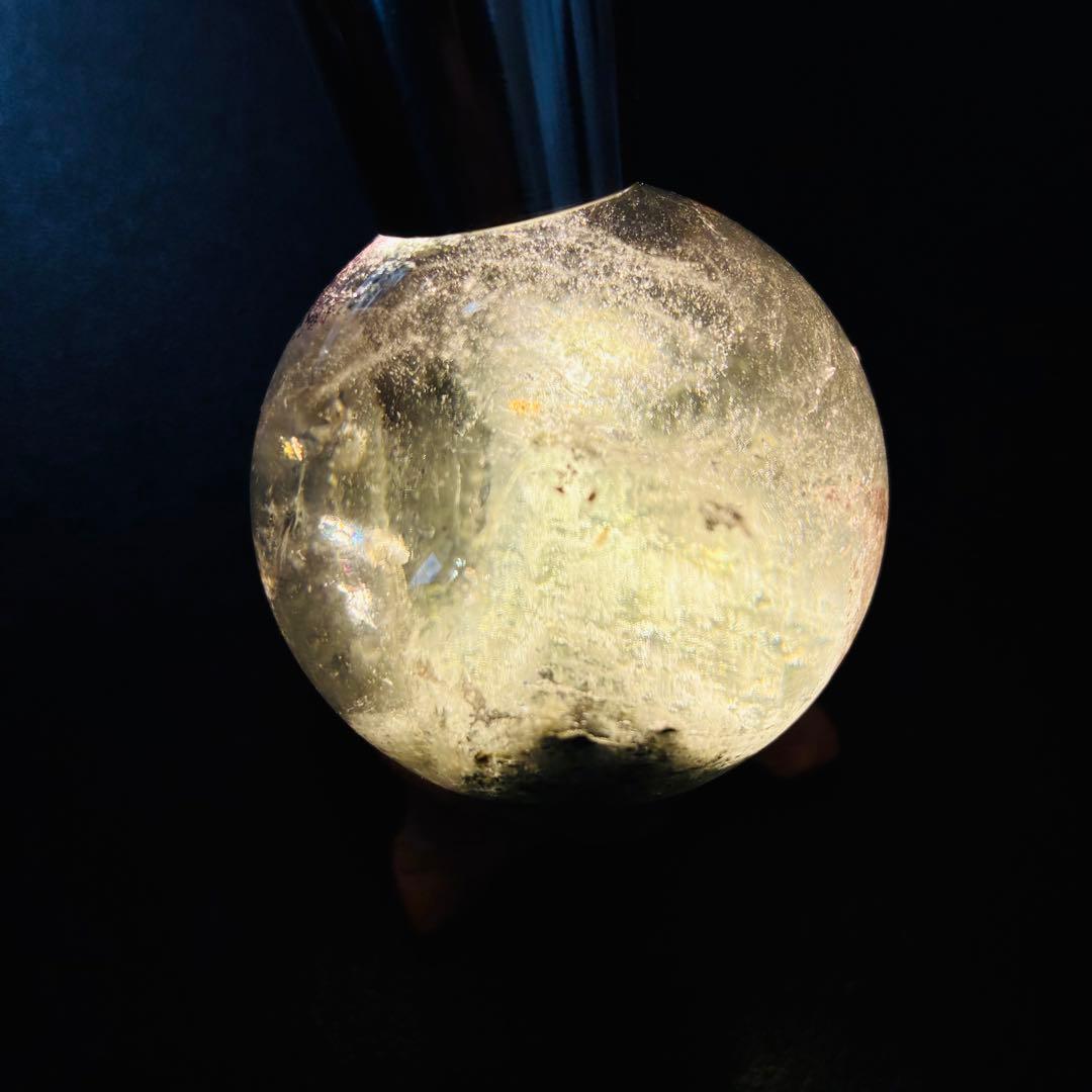 ブラジル密林の幻影 ゴーストクォーツスフィア ボール　50mm 木製台座付き