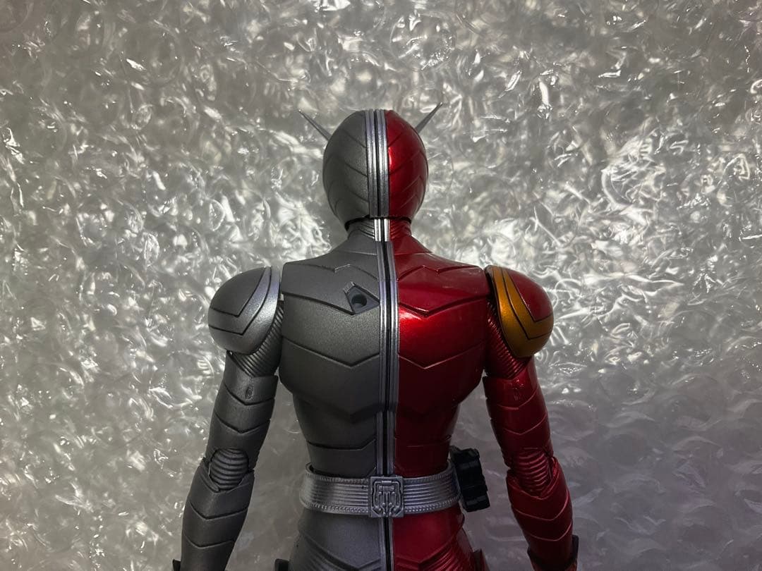 ピンクの猫様S.H.Figuarts真骨頂 仮面ライダーWヒートメタル 風都探偵