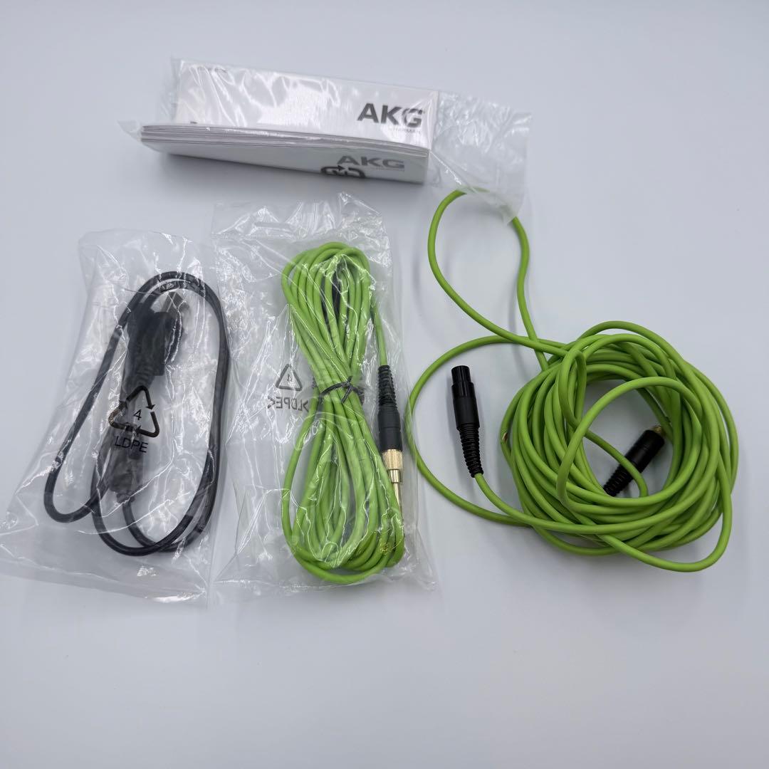 ✨廃盤✨ AKG Q701 WHT ヘッドフォン 白 高音質 ハイレゾ