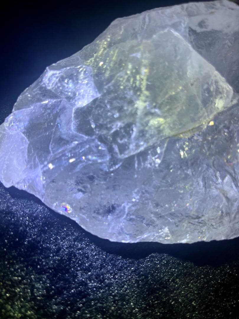 天然石　アゼツライト　虹入り 原石　希少　1125g 水晶　クォーツ