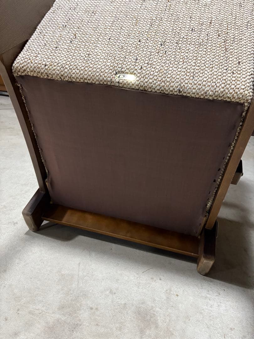 オールドカリモク　1人掛けソファ　1Pチェア　状態良好　重厚感　レトロデザイン