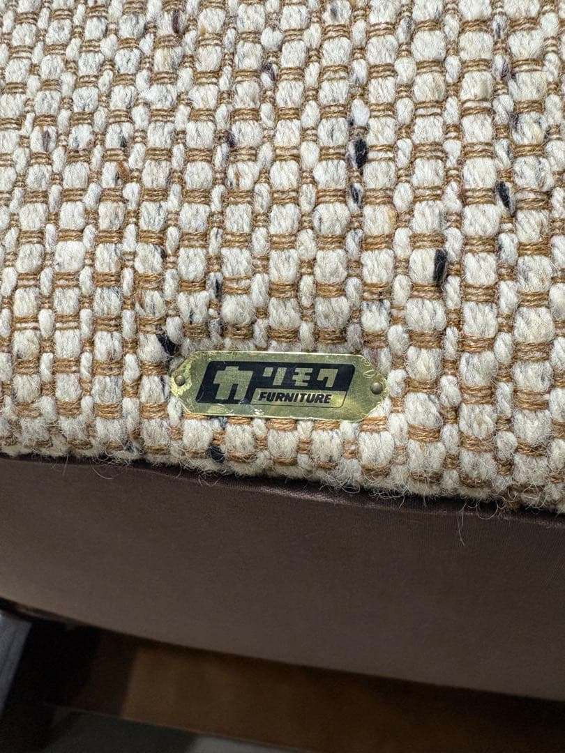 オールドカリモク　1人掛けソファ　1Pチェア　状態良好　重厚感　レトロデザイン