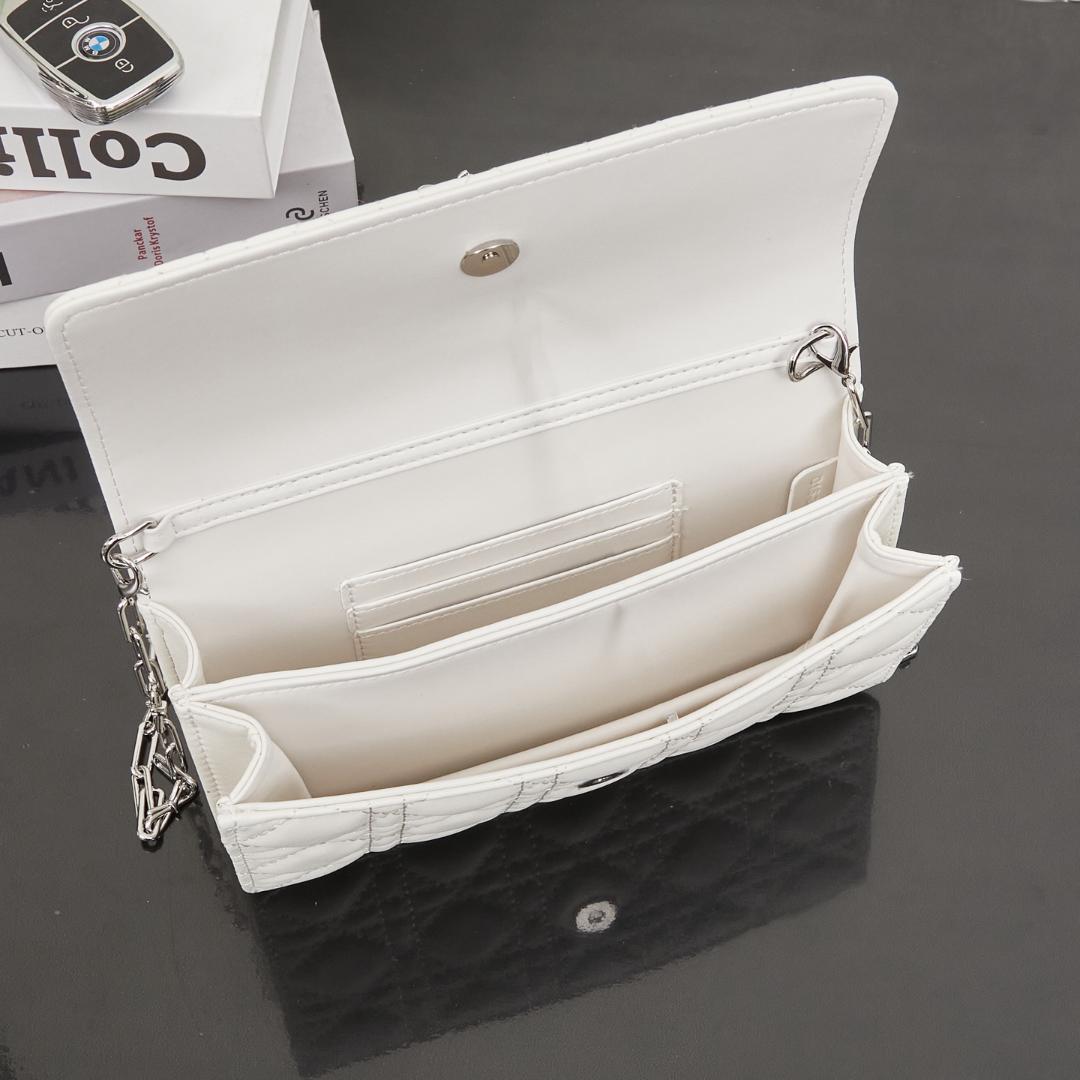 新品2way キルティング チェーンバッグ リボン ショルダーバッグ ホワイト