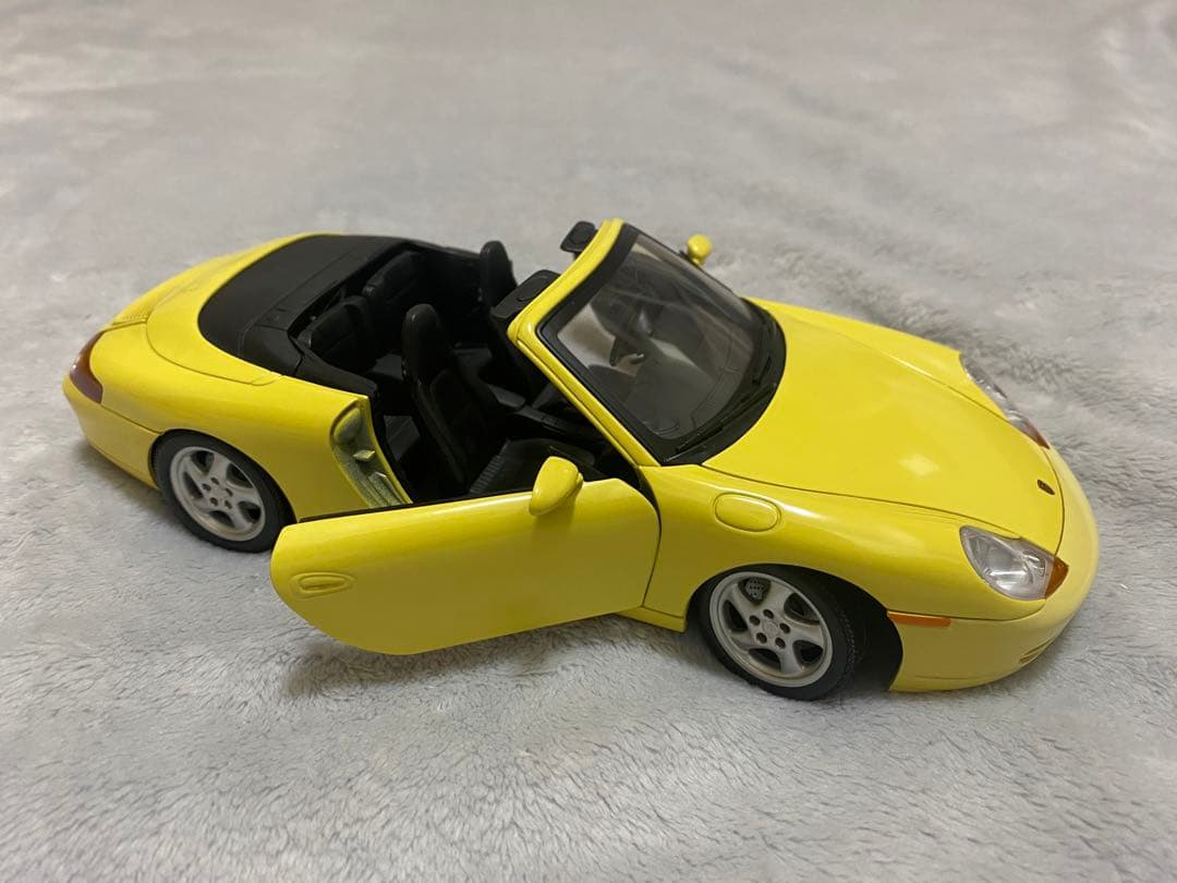 ミニカー GATE PORSCHE 996 1/18