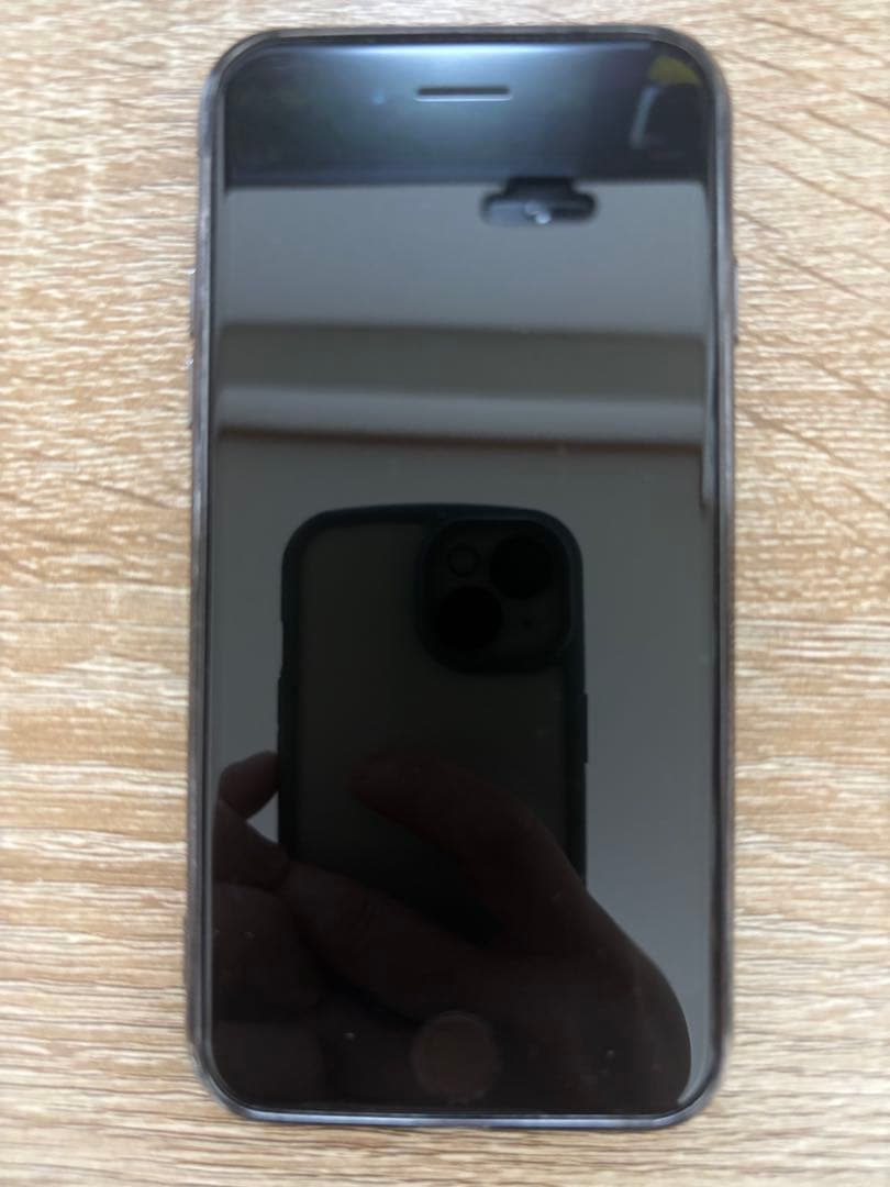 Apple iPhone SE 2　ブラック　64GB SIMフリー　本体のみ