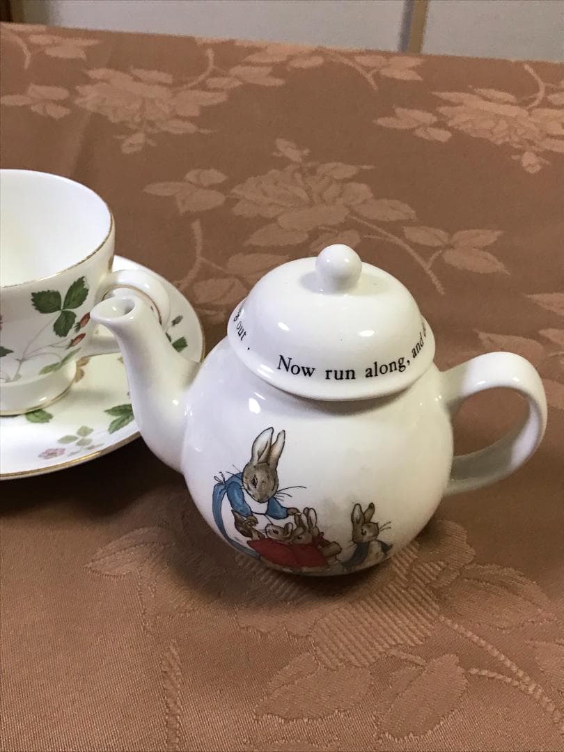 廃盤）　ウエッジウッド　ピーターラビット　食器6点セット