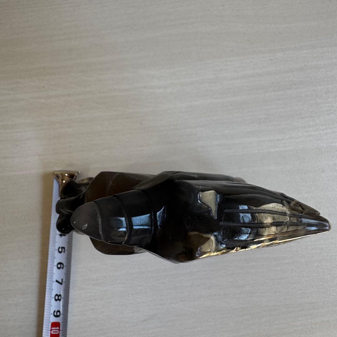 ボルケーノアゲート　ユニコーン　ジオード有　置物　UV蛍光画像の通り