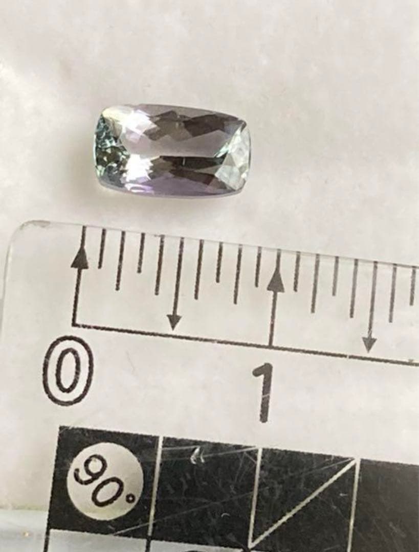 バイカラータンザナイト　　1.32ct 希少ルース