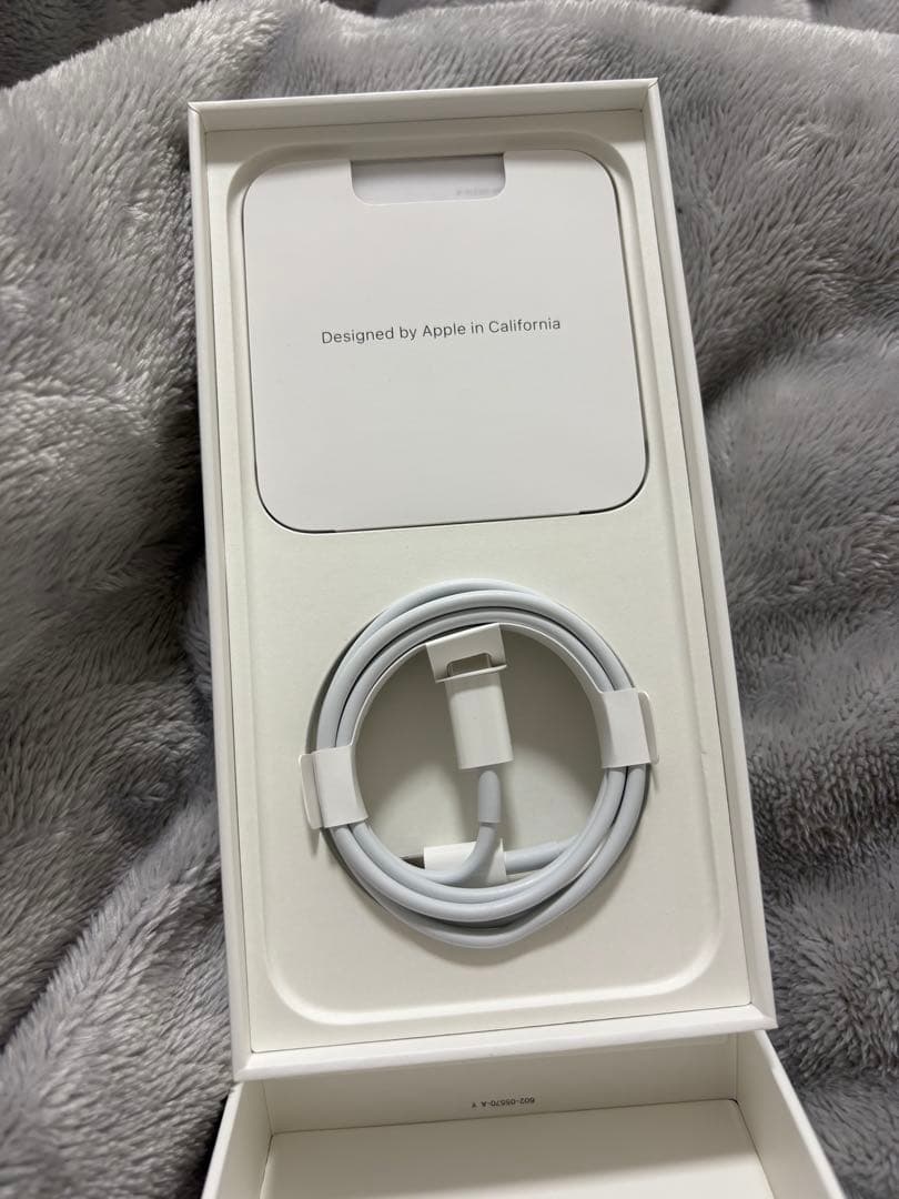 スマートフォン本体 iPhone14plus 256gb