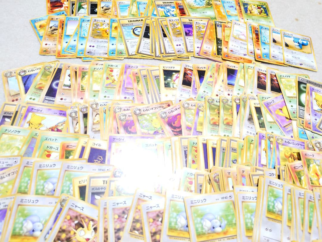 ポケモンカード　旧裏　ノーマル neo ゴースト　わるい　アンノーン　ニャース