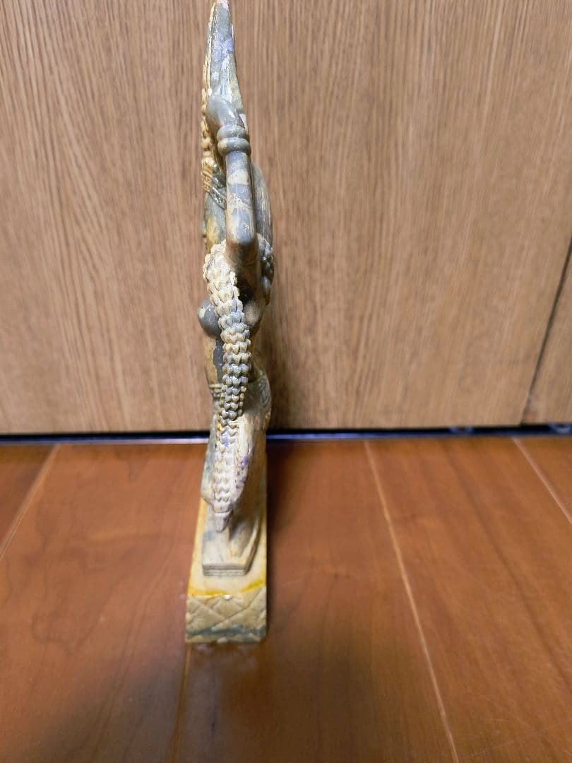 カンボジア　アプサラ像　翡翠　希少　レア　美品