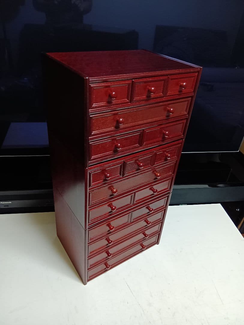 希少　1970's　ローズウッド　仕上げ　３分割式　小引き出し　１７杯　美品
