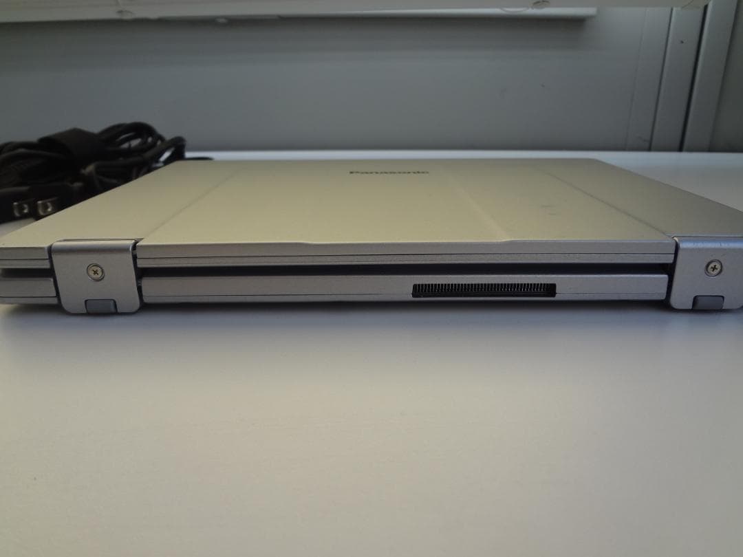 Let's note CF-RZ6 i5-7Y57 SSD256(新品)MEM8