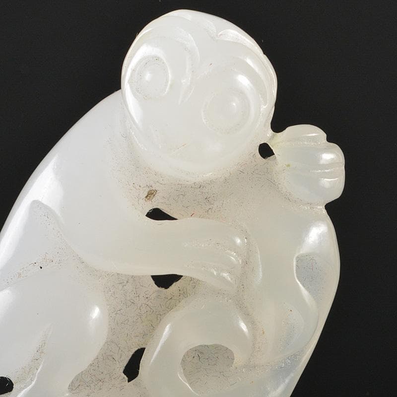 中国　玉石白玉彫刻　猿鳥彫　根付　置物　V R6008E